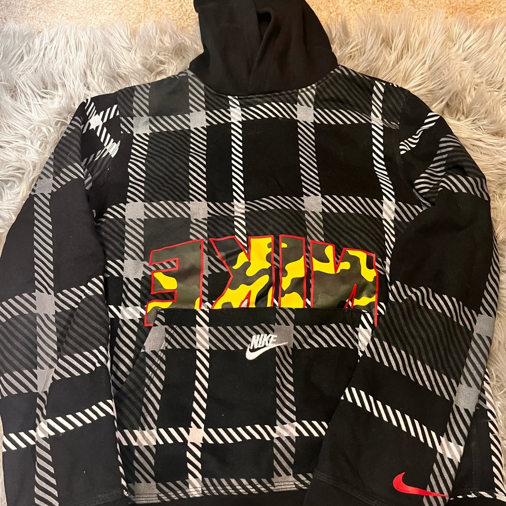 Nike air hoodie kids xl